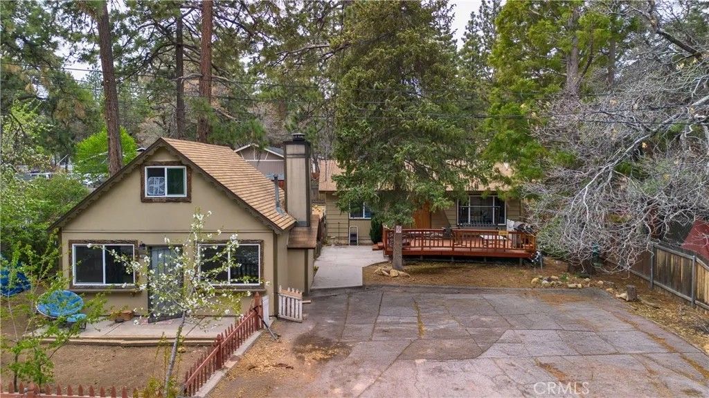 Photo of 360 Maple Lane, Sugarloaf, CA 92386 (MLS # IV26072325)