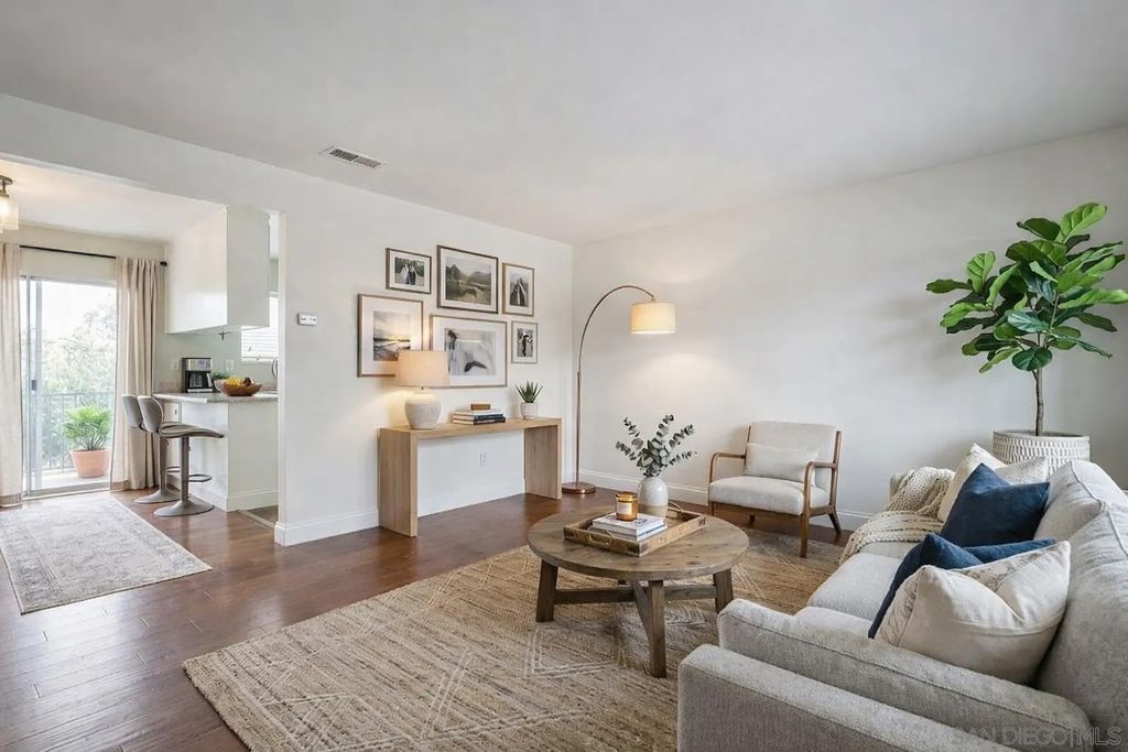 Photo of 477 S Lincoln Ave, El Cajon, CA 92020 (MLS # 260003472)