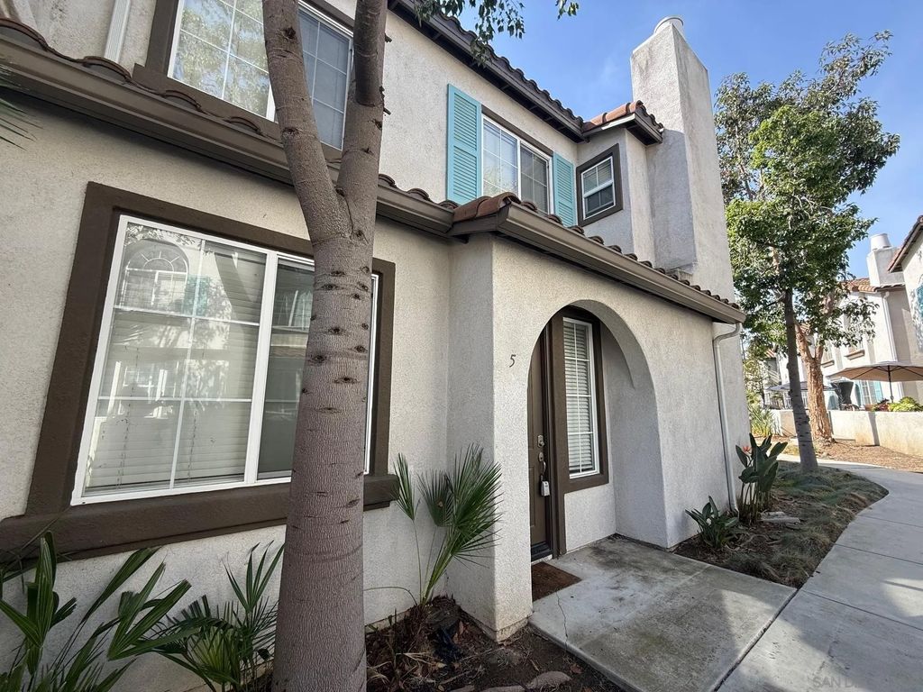 Photo of 293 Reef Point Way Unit 5 Way, Oceanside, CA 92058 (MLS # 260002865)