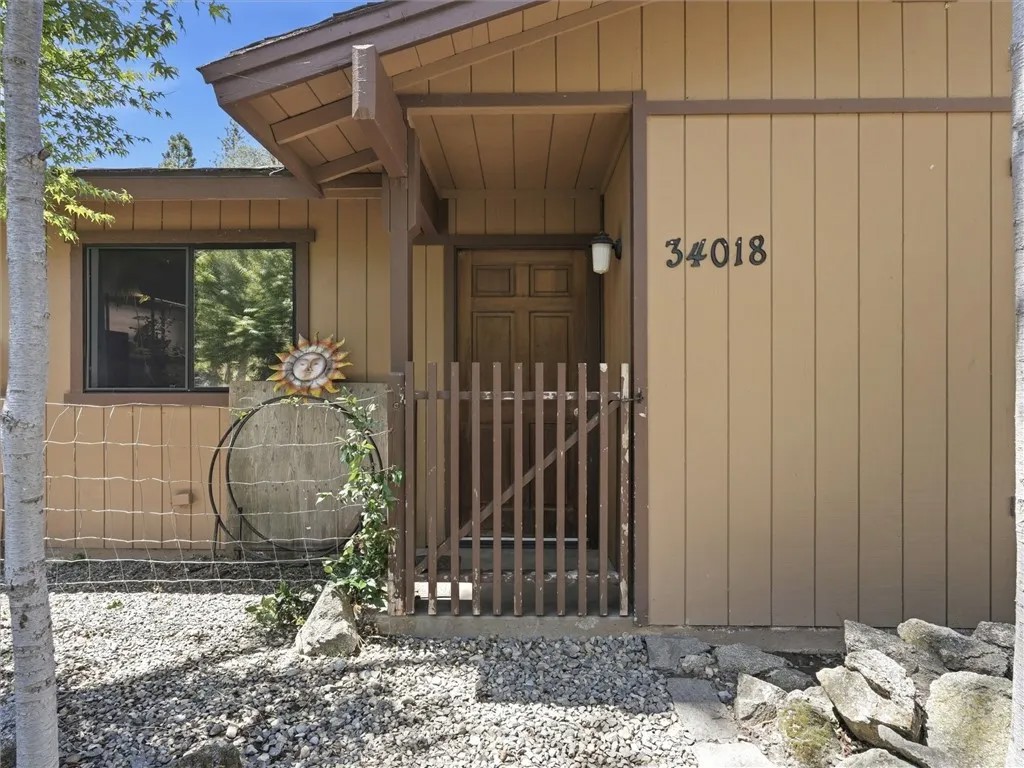 34018 Peckinpah Acres