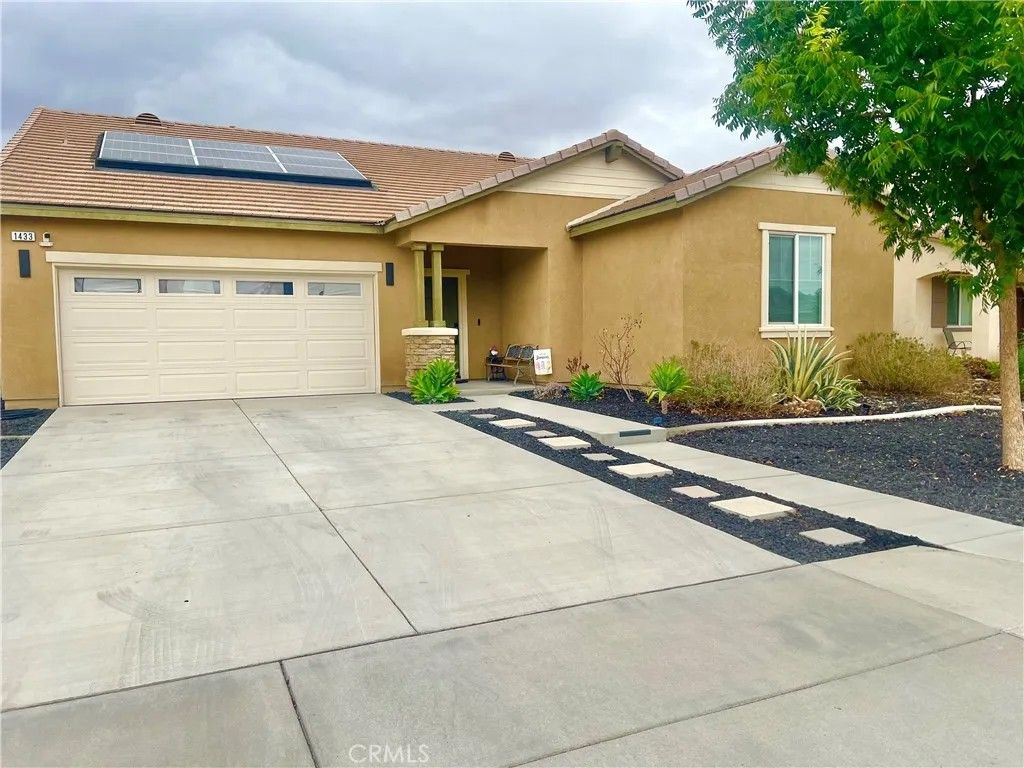 Photo of 1433 Chardonnay Pl, San Jacinto, CA 92582 (MLS # TR25239092)