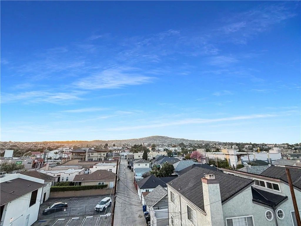 Photo of 815 S Grand Avenue #9, San Pedro, CA 90731 (MLS # PW26029590)