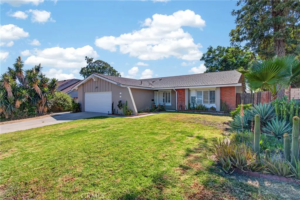 3395 Santa Cruz Drive