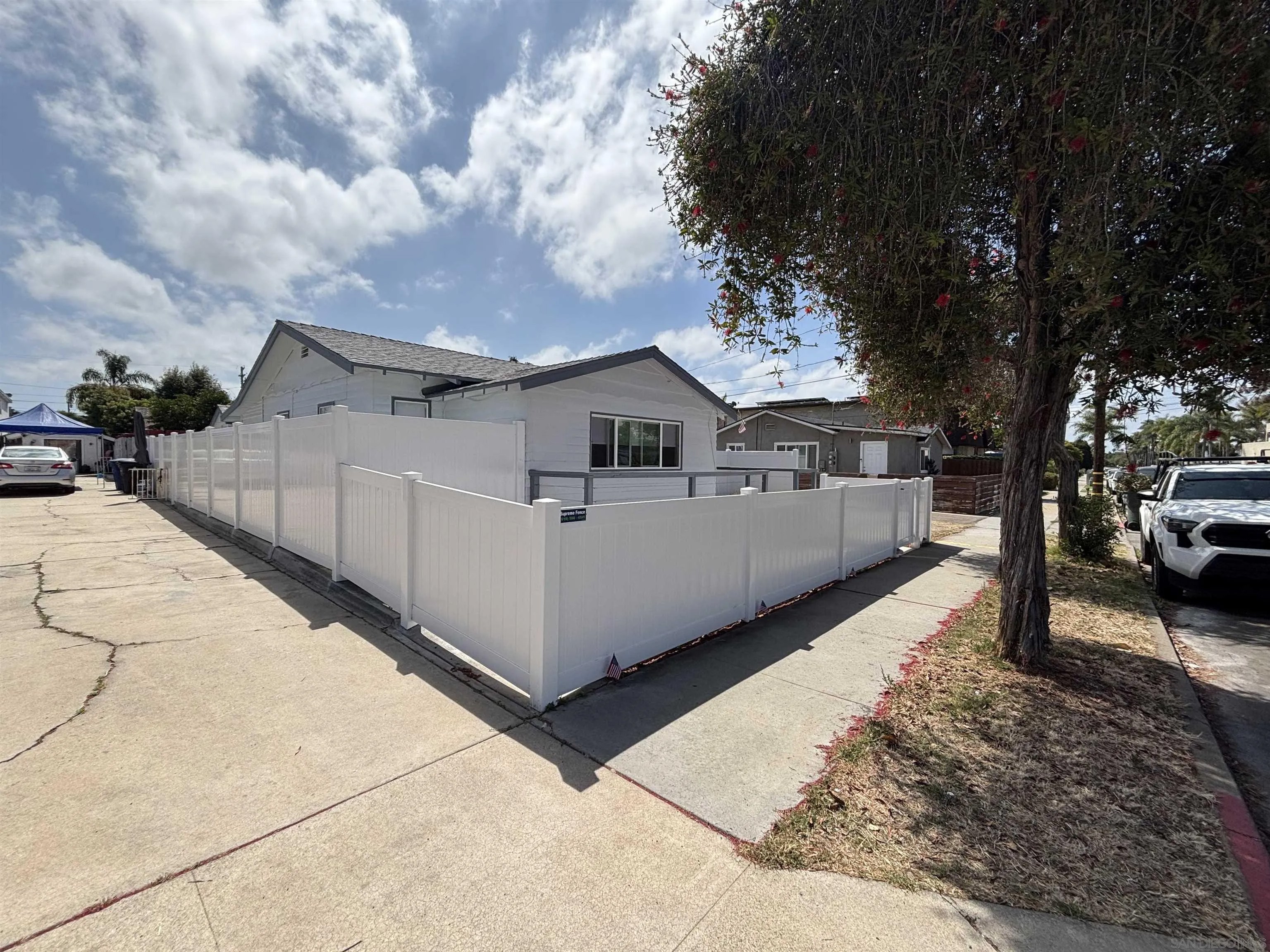 279 Del Mar Avenue