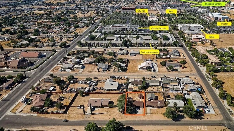 15935 Live Oak