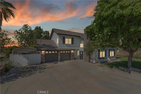 Tiny photo for 14272 laurel Drive, Riverside, CA 92503 (MLS # IG25248745)