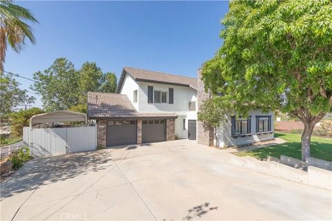 Tiny photo for 14272 laurel Drive, Riverside, CA 92503 (MLS # IG25248745)