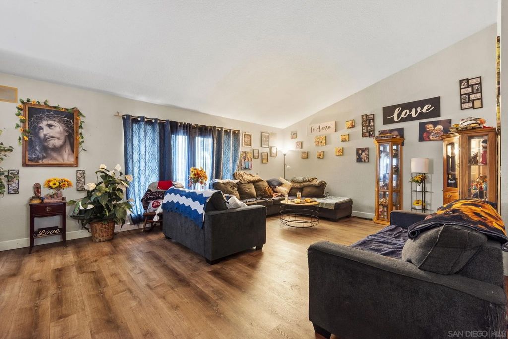 Photo of 1297 Atterberry Ln, Fortuna, CA 95540 (MLS # 250043385)