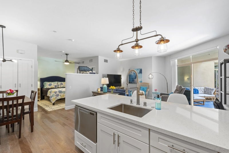 1501 Front St 235
