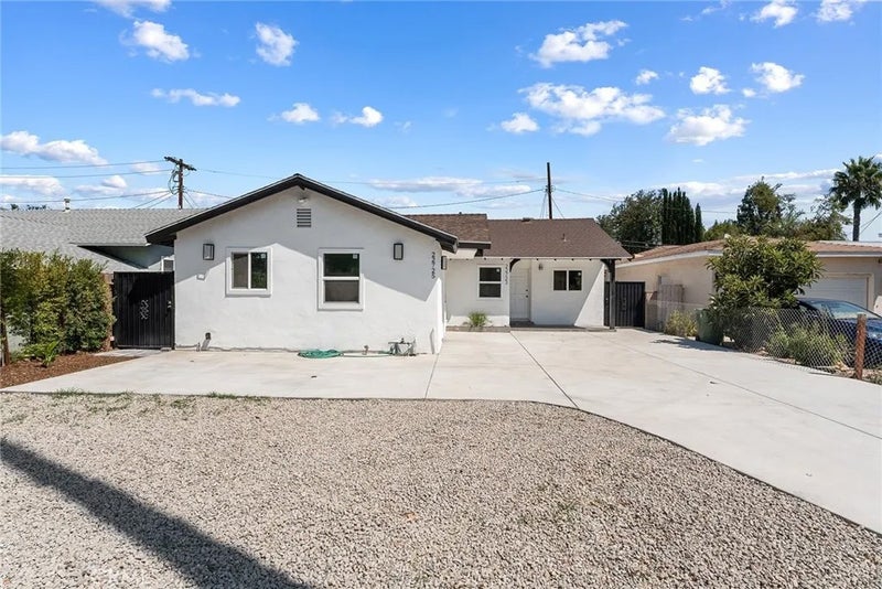 22723 Leonora Drive
