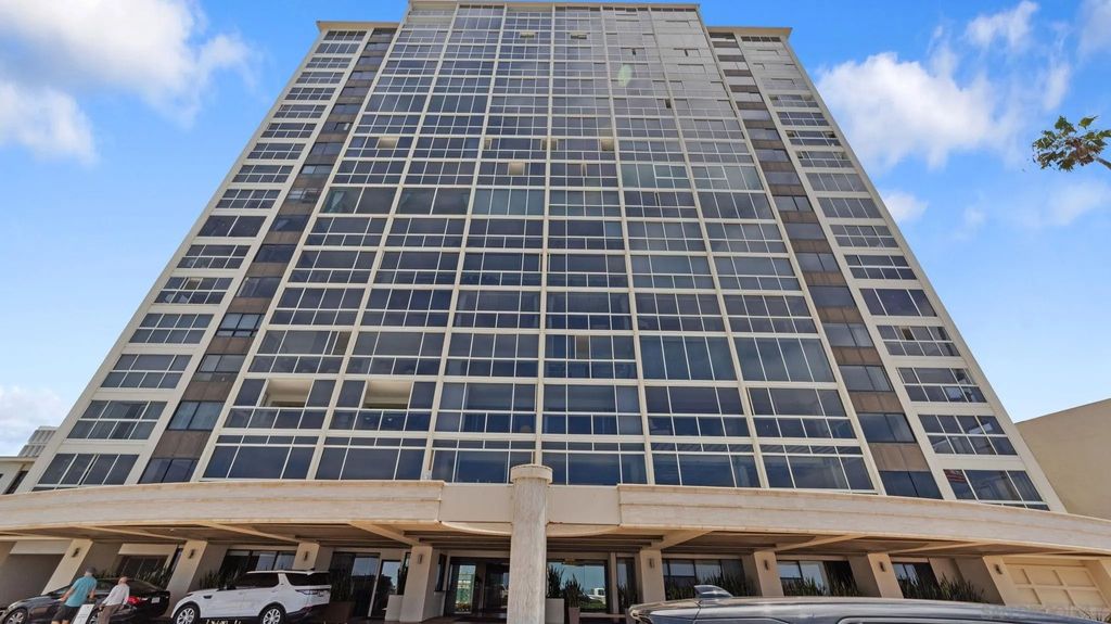 Photo of 939 Coast Blvd #6F, La Jolla, CA 92037 (MLS # 260018094)