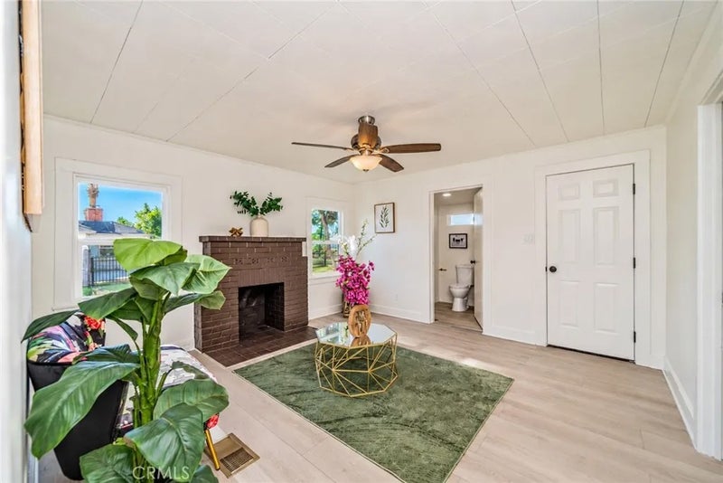 5908 Grand