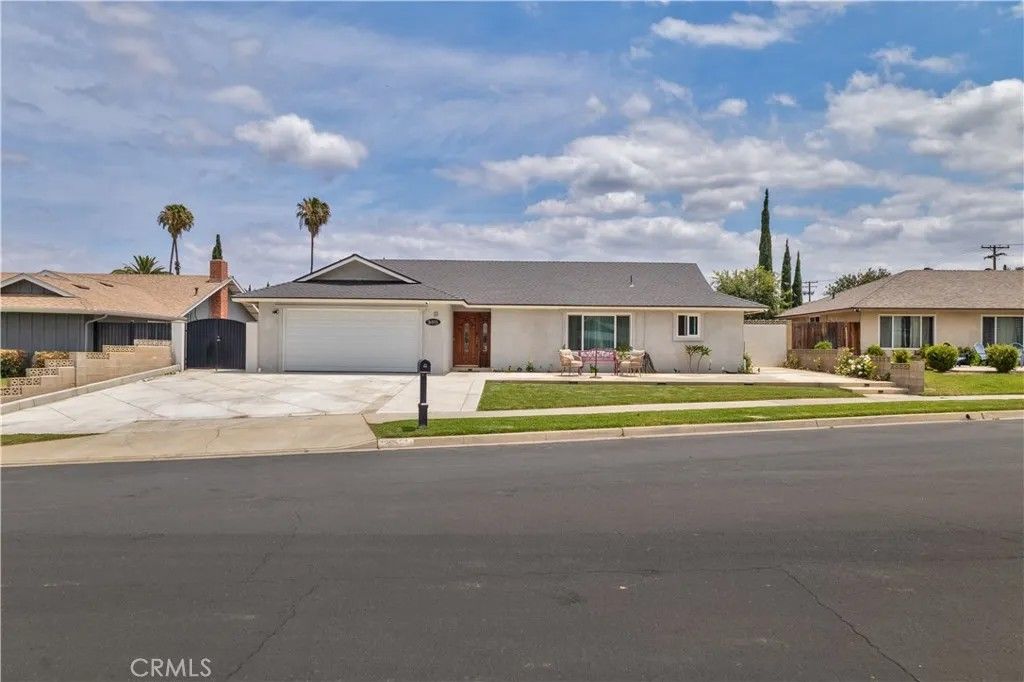 Photo of 3415 Nutmeg Circle, Riverside, CA 92503 (MLS # CV26116323)