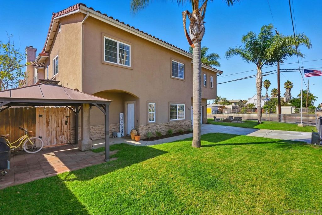 Photo of 908 Florence St, Imperial Beach, CA 91932 (MLS # 260007643)