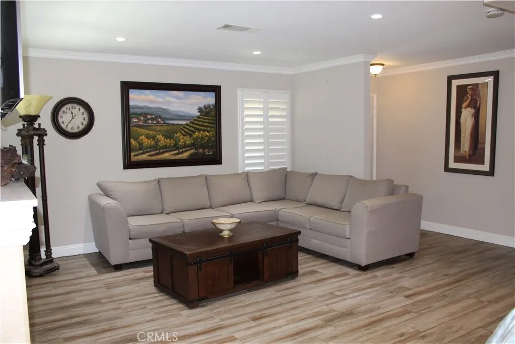 457 Shadyglen
