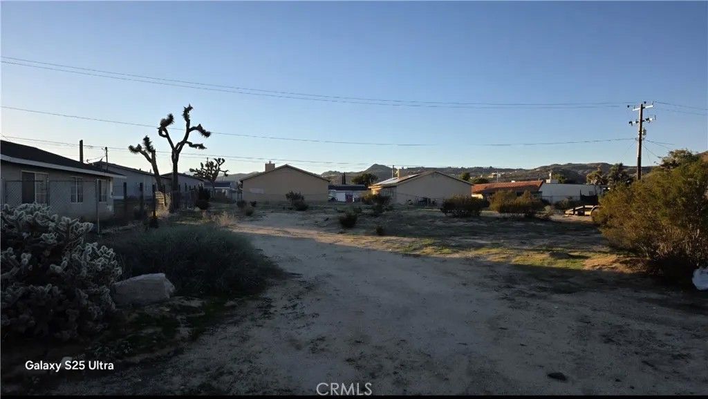 Photo of 6340 indio Ave, Yucca Valley, CA 92284 (MLS # MB25272300)