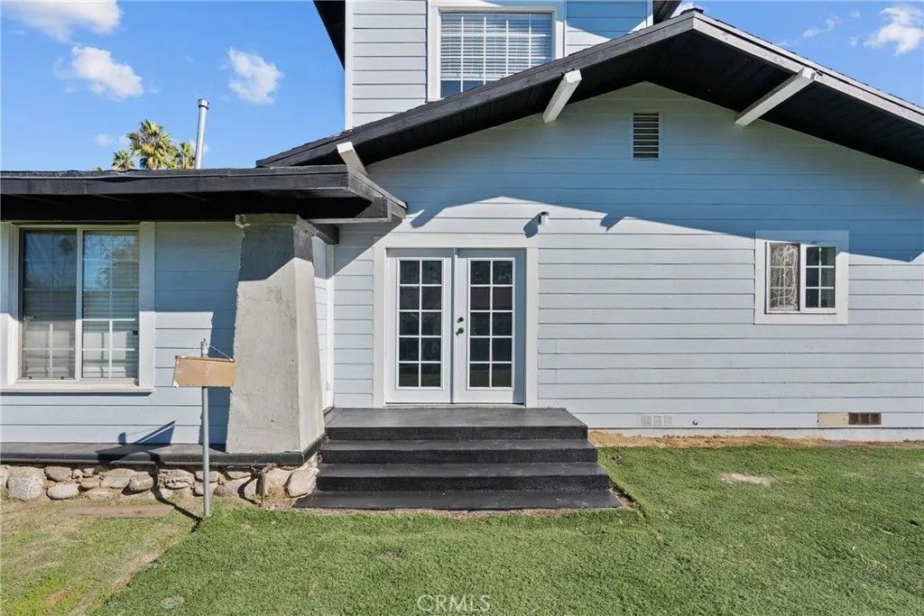 Photo of 5648 Berkshire, Los Angeles, CA 90032 (MLS # SR25281408)