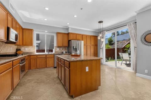 Tiny photo for 35 Edmonton Way, Rancho Santa Margarita, CA 92688 (MLS # OC26154708)