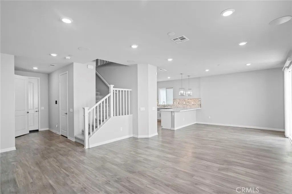 Photo of 11612 Amsterdam LN, Sylmar, CA 91342 (MLS # CV26102518)