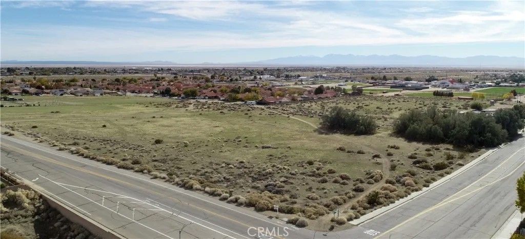 Photo of 1 30th, Rosamond, CA 93560 (MLS # SR26076533)