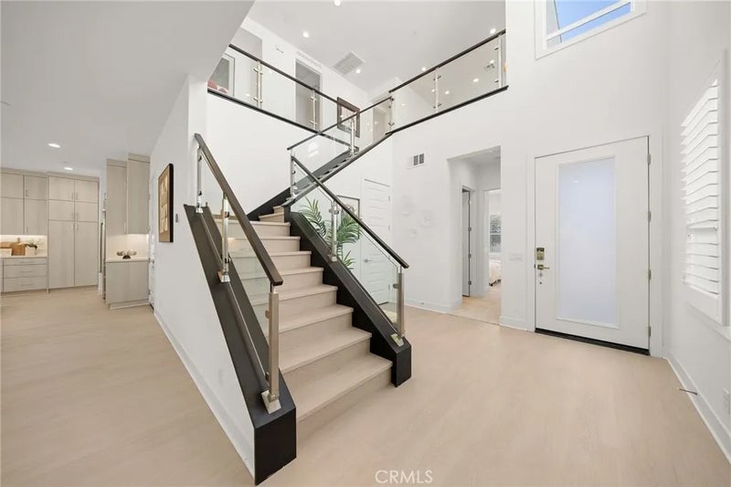 200 Orange Grove