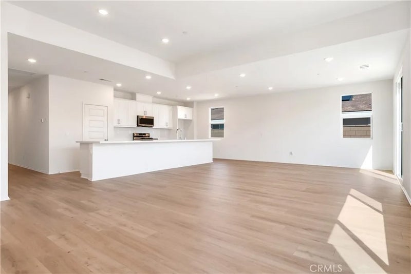 13743 Mesa View Drive