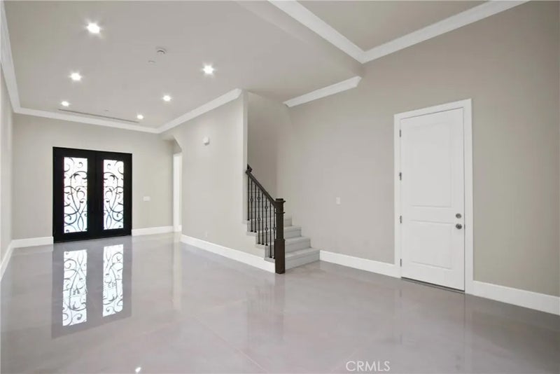 13715 Copley