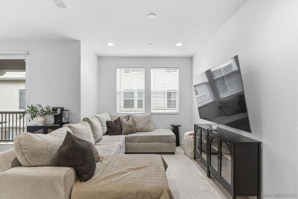 Photo of 2815 Elderflower ST, Spring Valley, CA 91977 (MLS # 260013123)