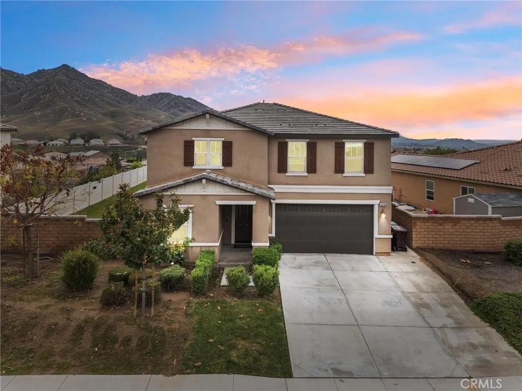 Photo of 20765 Barn Road, Riverside, CA 92507 (MLS # SR25262892)