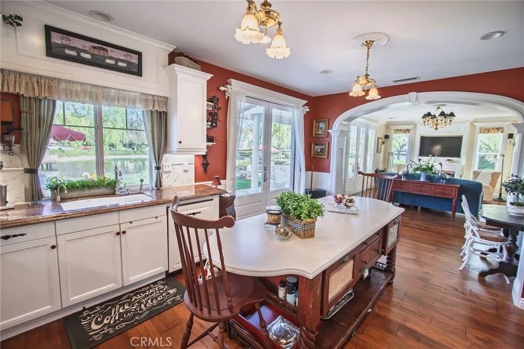 Photo of 27016 Island, Valencia, CA 91355 (MLS # SR26033312)