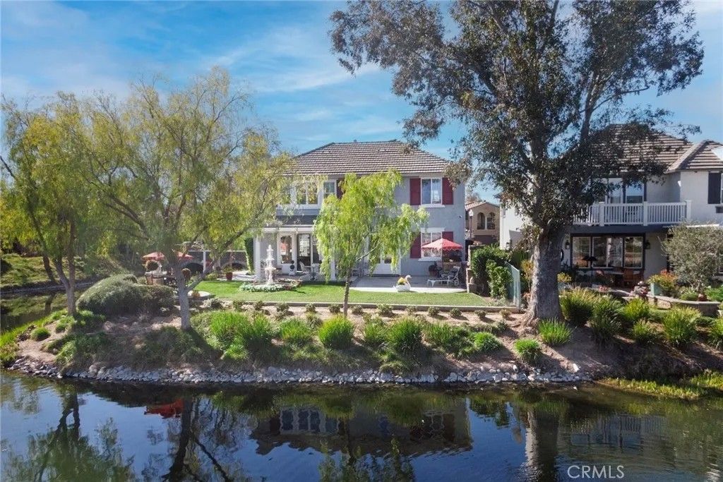 Photo of 27016 Island, Valencia, CA 91355 (MLS # SR26033312)