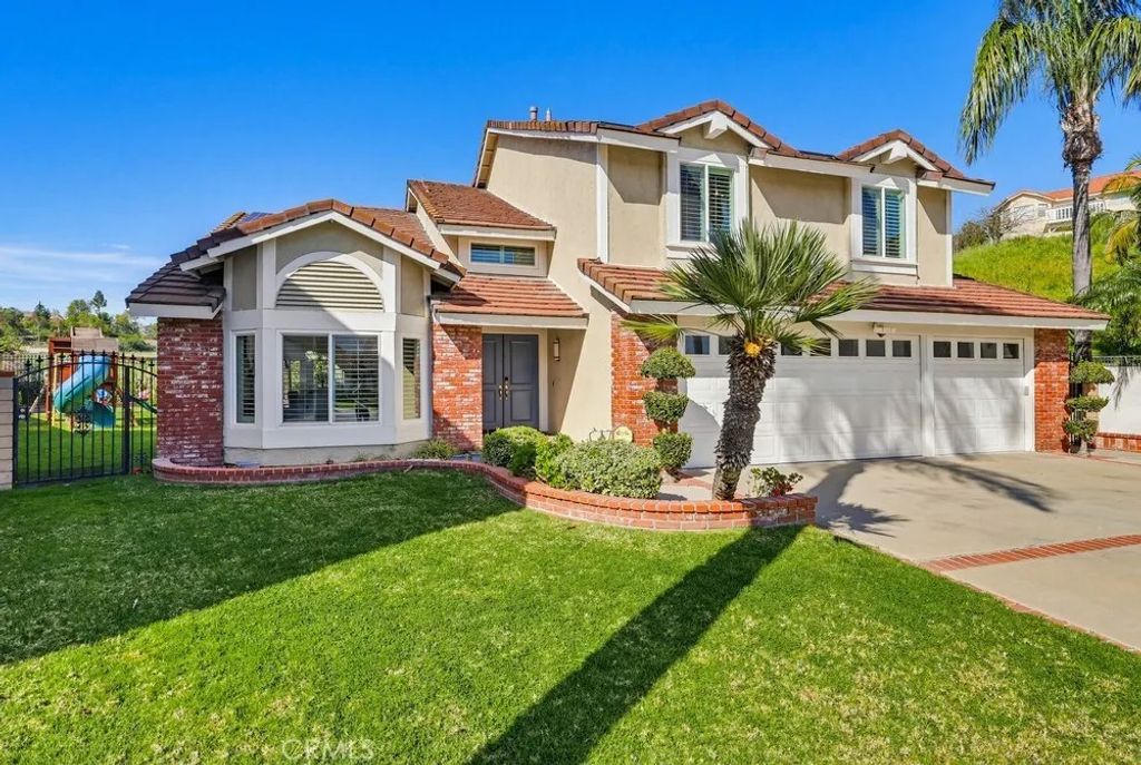 Photo of 24303 Rimford Pl, Diamond Bar, CA 91765 (MLS # WS26033942)