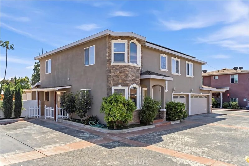 11641 Bryant
