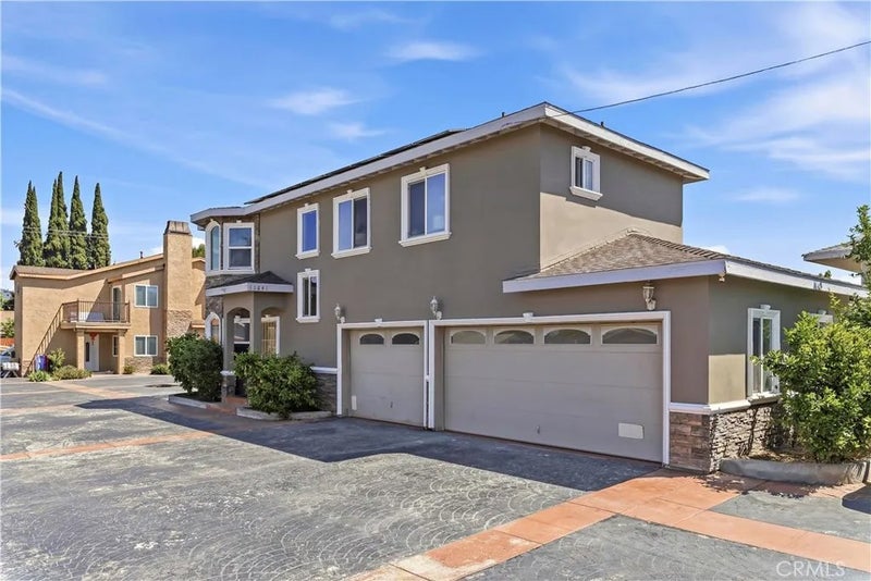 11641 Bryant