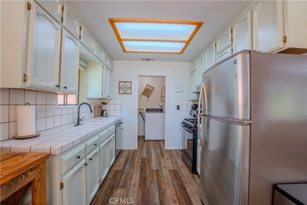 33301 road 233