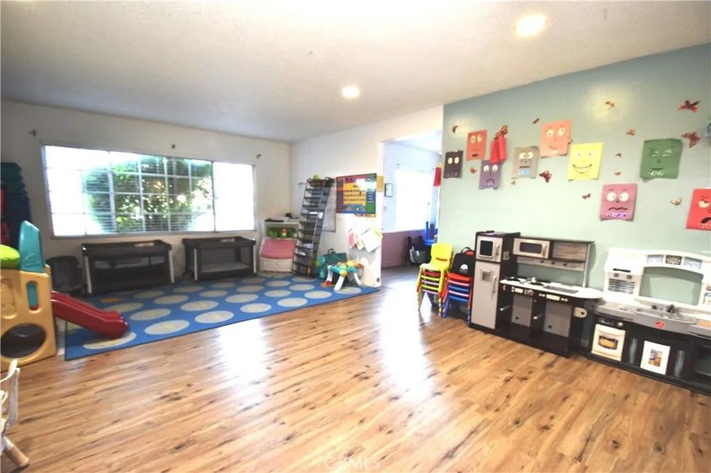 Photo of 6569 California Ave, Long Beach, CA 90805 (MLS # WS26090222)