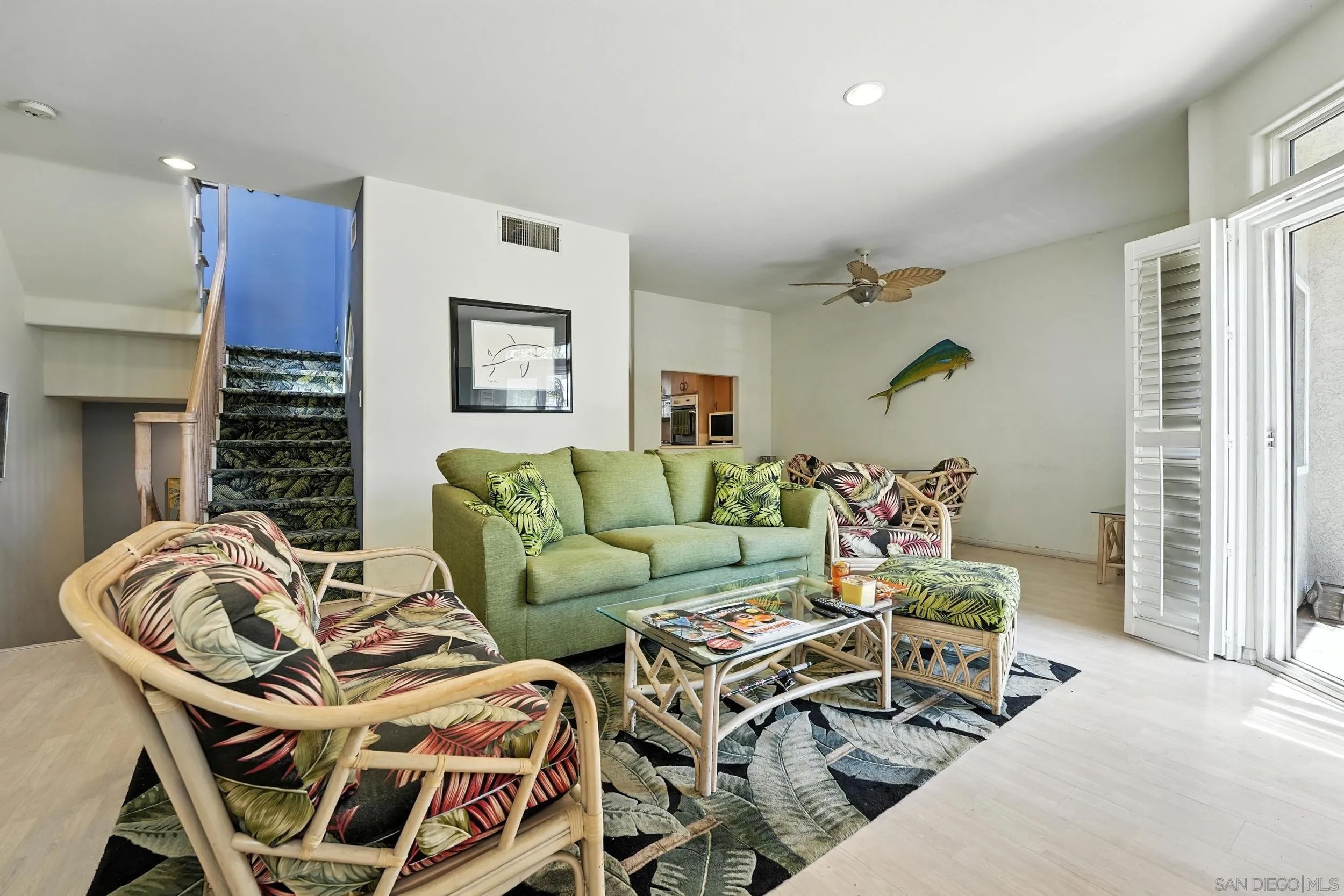 3701 Riviera Dr 4
