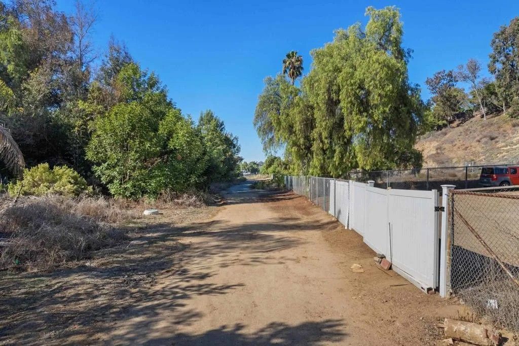 Photo of 61 First Ave, Chula Vista, CA 91910 (MLS # NDP2510029)