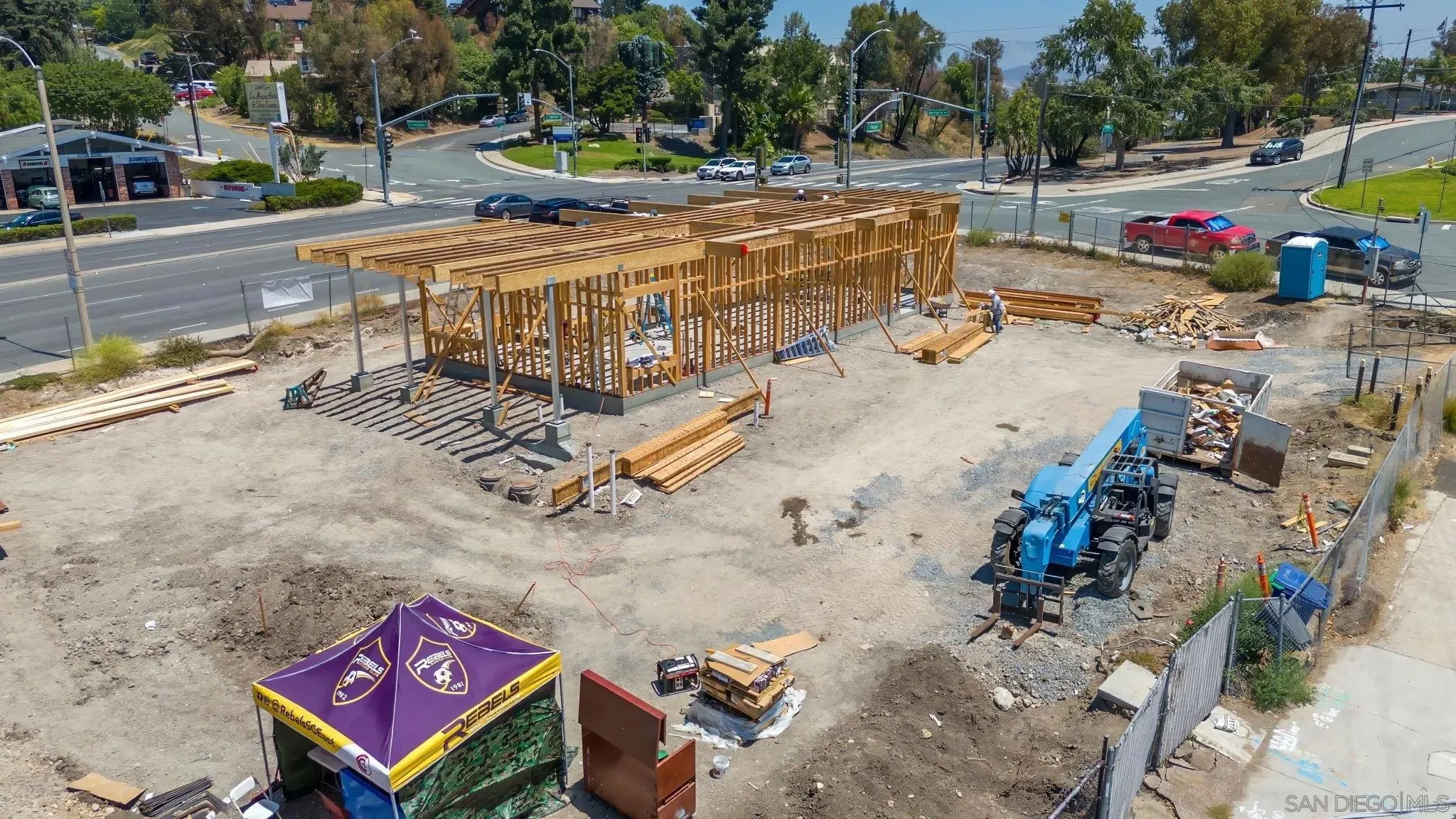 El Cajon, California 92020, United States, ,1 BathroomBathrooms,Commercial,Active,186203