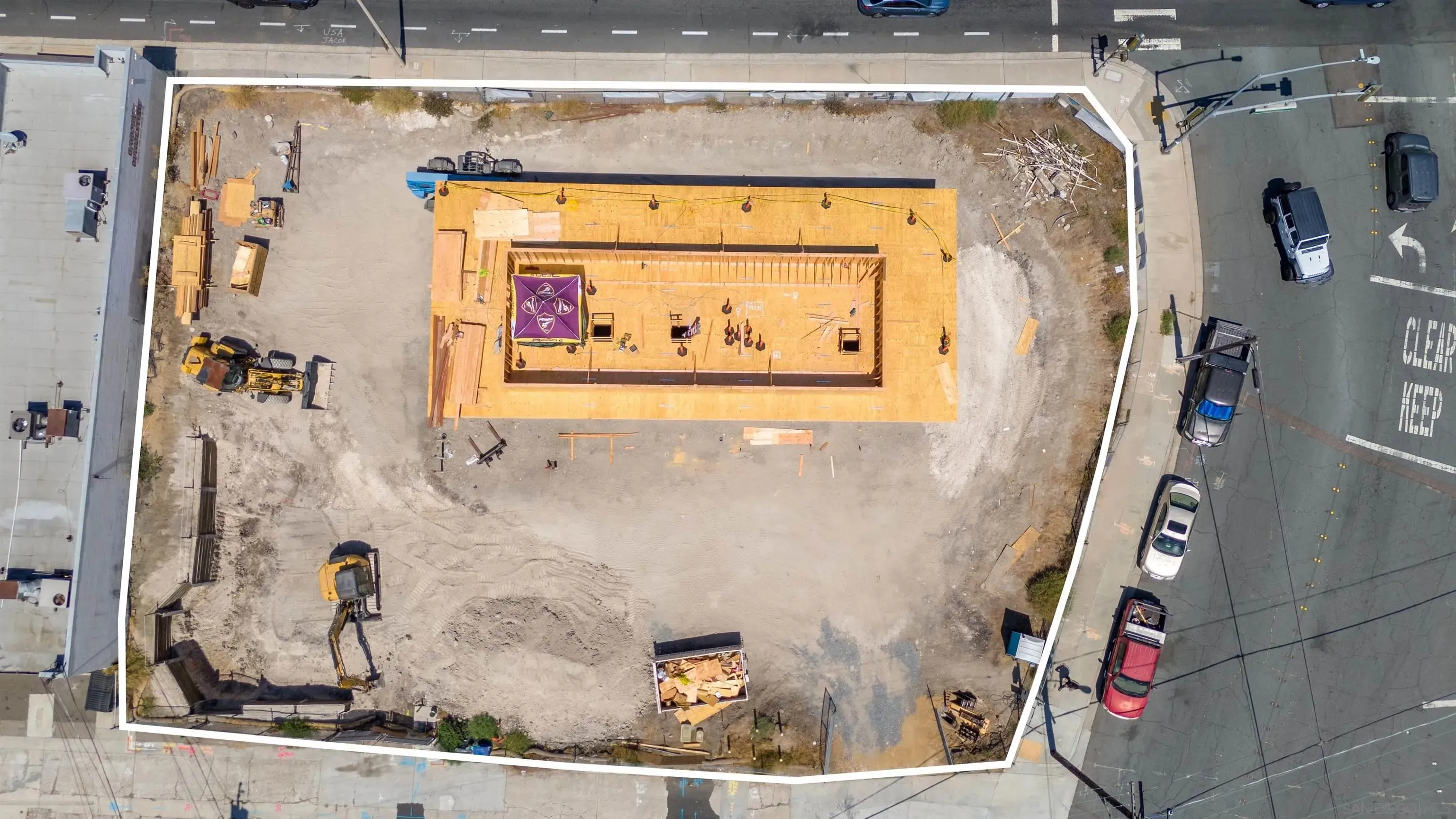 El Cajon, California 92020, United States, ,1 BathroomBathrooms,Commercial,Active,186203