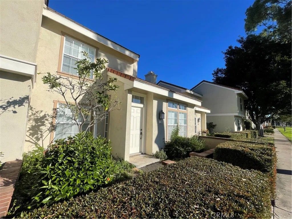 Photo of 16 Wellesley, Irvine, CA 92612 (MLS # OC26009106)