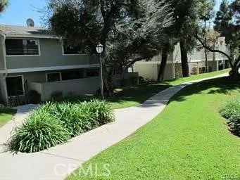 Photo of 22137 Burbank BLVD, Woodland Hills, CA 91367 (MLS # SR26208048)