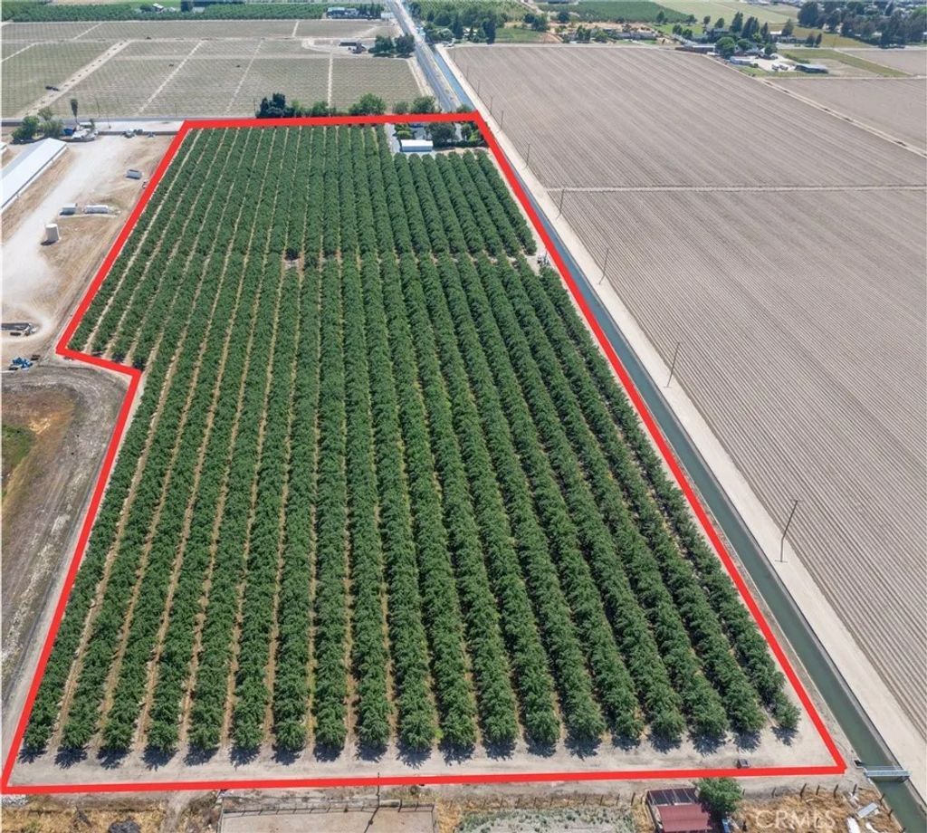 Photo of 4807 N Sperry Rd, Denair, CA 95316 (MLS # MC25269088)