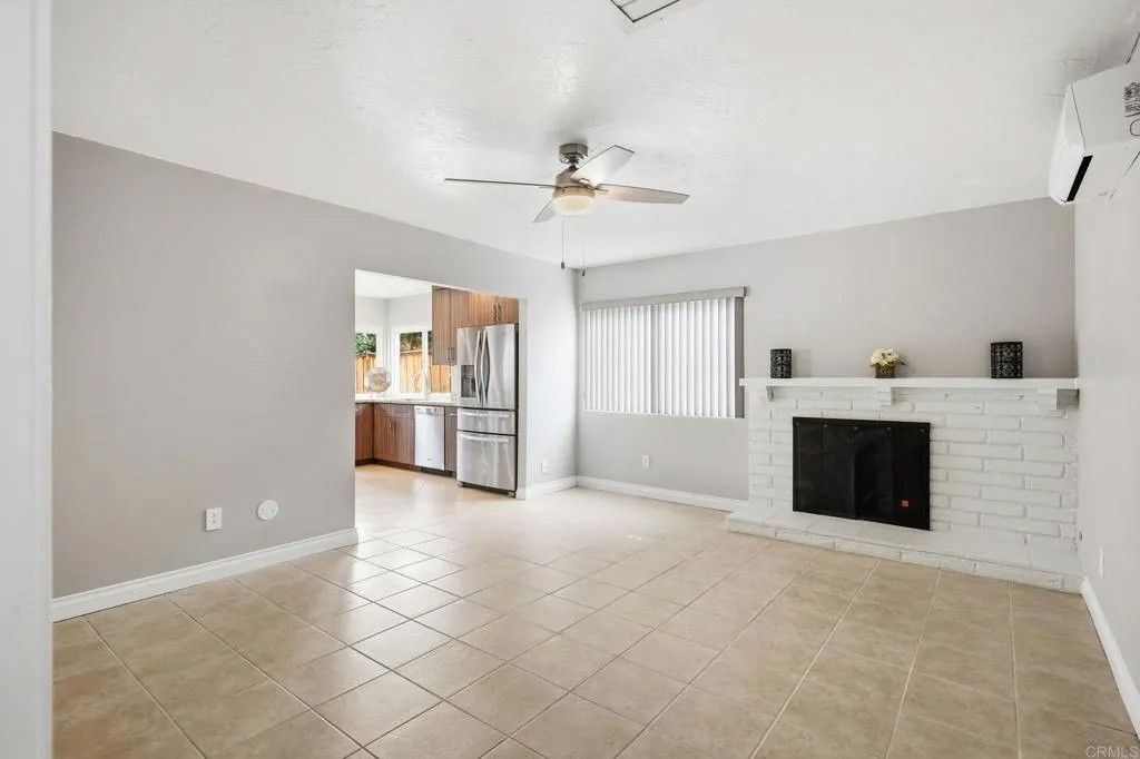 Photo of 1711 Oak Hill Dr, Escondido, CA 92027 (MLS # NDP2510822)