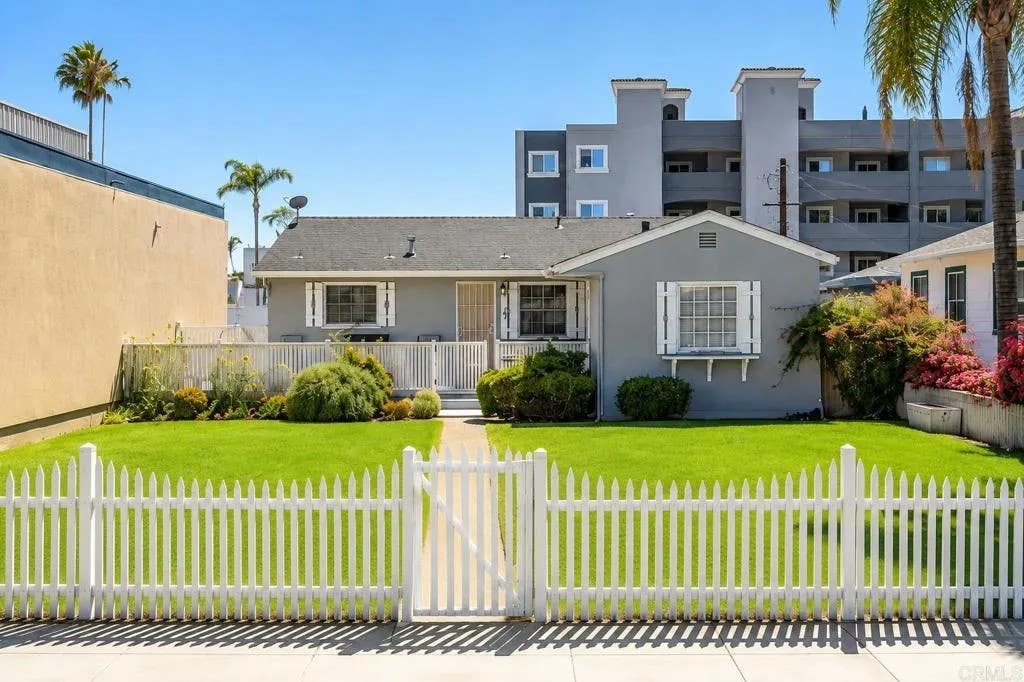 Photo of 309 N Clementine Street, Oceanside, CA 92054 (MLS # NDP2607162)