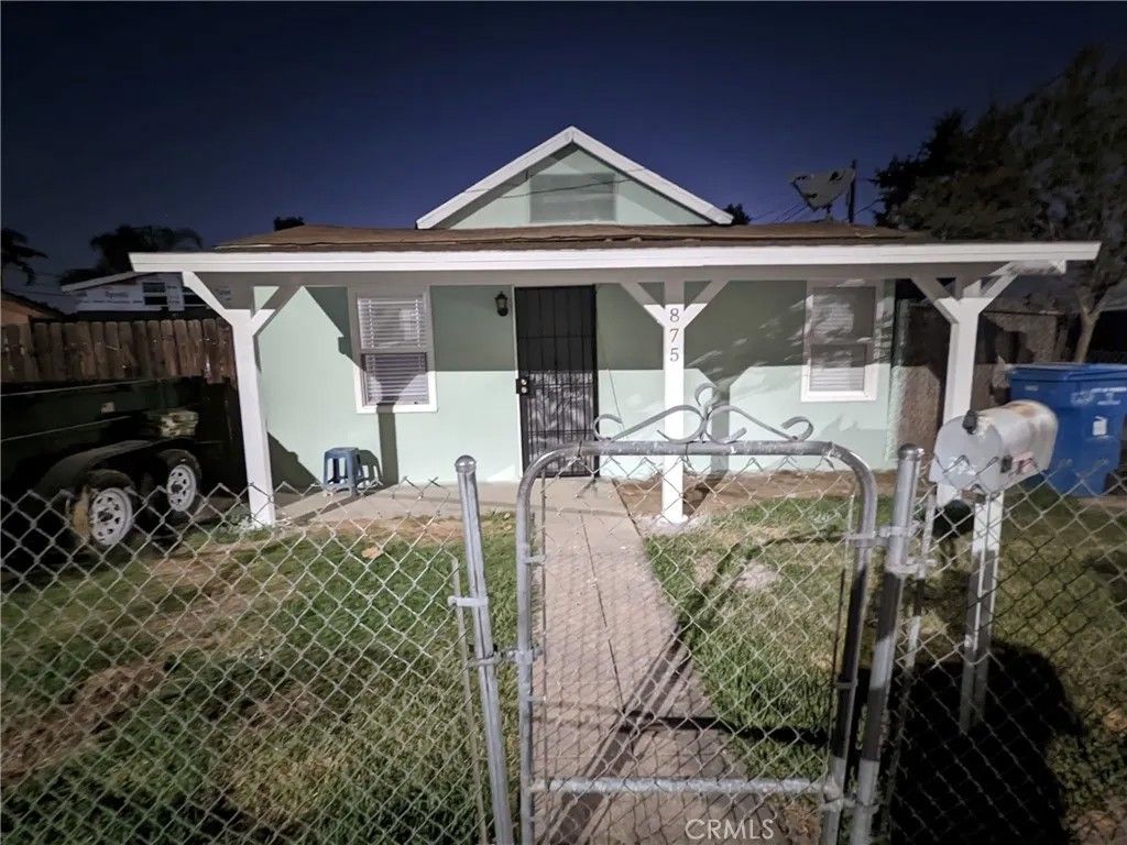 Photo of 895 E 9th St, Pomona, CA 91766 (MLS # CV26009748)