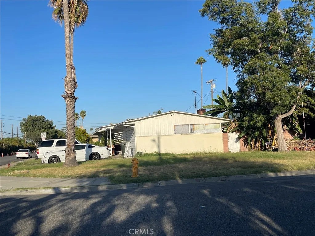 10302 Katella