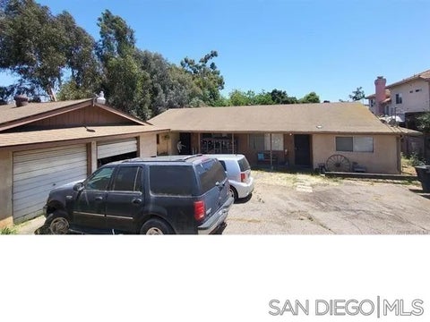 Photo of 807 Ada ST, Chula Vista, CA 91911 (MLS # 260018369)