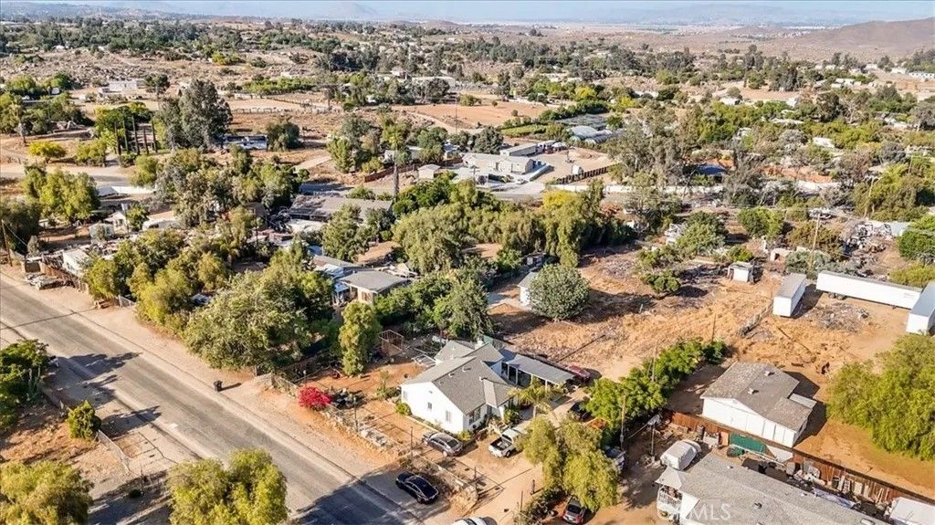 Photo of 27068 Jarvis Street, Perris, CA 92570 (MLS # OC25035006)