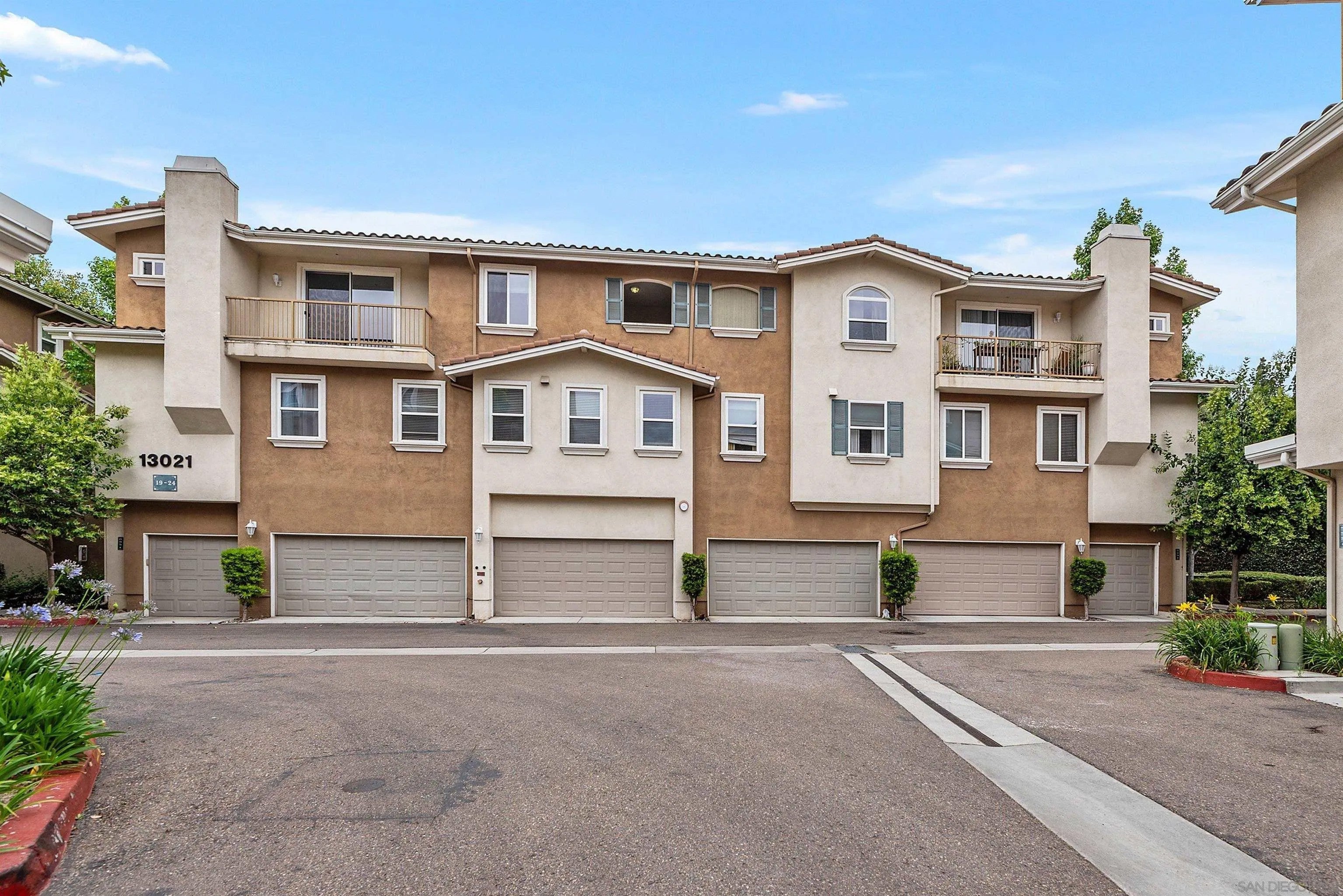 13021 Evening Creek Drive 21